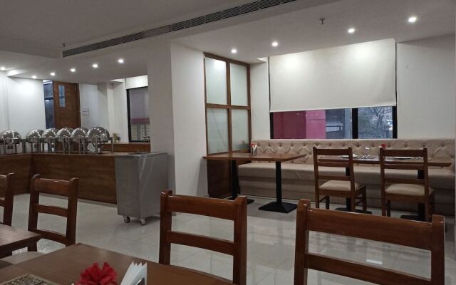 Hotel Autumn Crocus - A Boutique Hotel