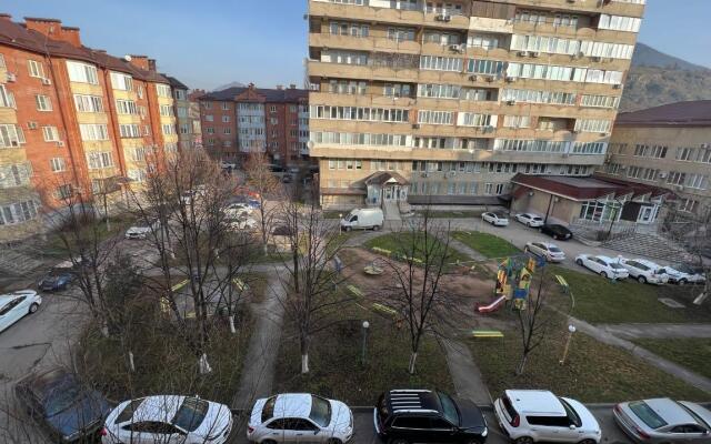 Apartments on Partizanskaya street 1B building 5