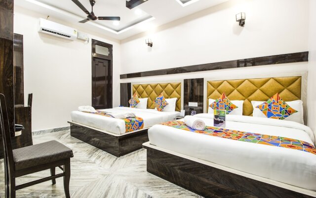 FabHotel Sant Homestay Golden Temple