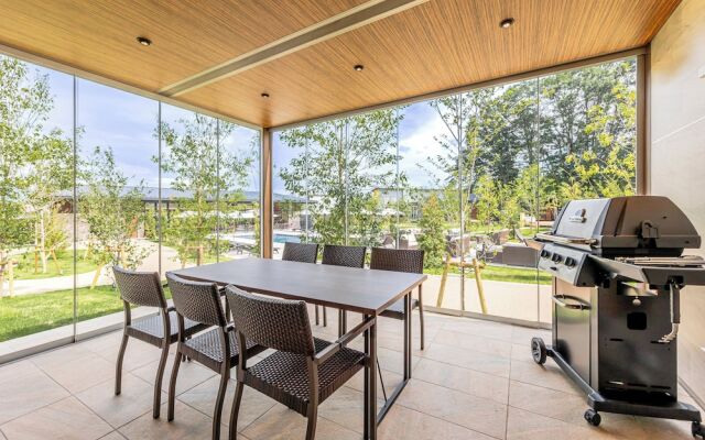 AWAUMI Fujikawaguchiko Resort