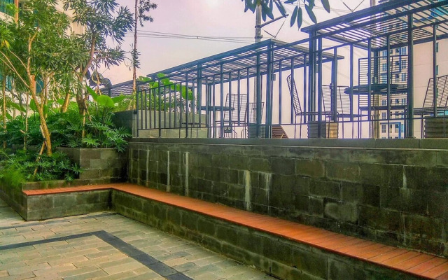 Best Choice and Comfy Studio Apartment LRT City Bekasi