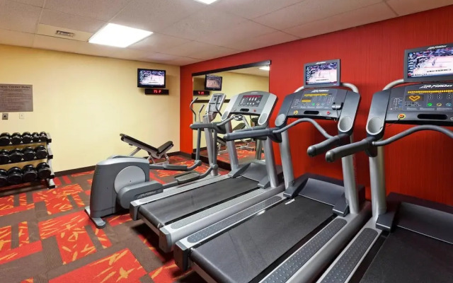 Courtyard by Marriott Austin The Domain Area