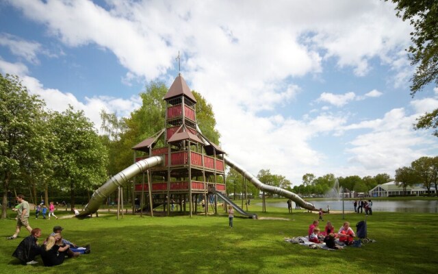 Child-friendly farmhouse villa with PlayStation in Limburg