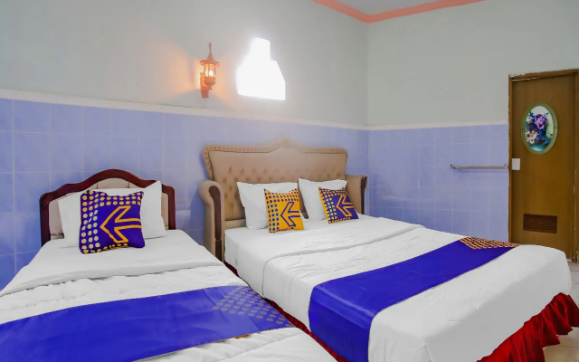 SPOT ON 90100 Hotel Kediri Bandungan