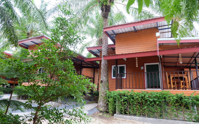 Palmthien Pool Villa Aonang