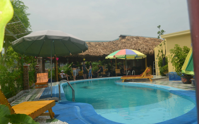 Tam Coc Little river Bungalow