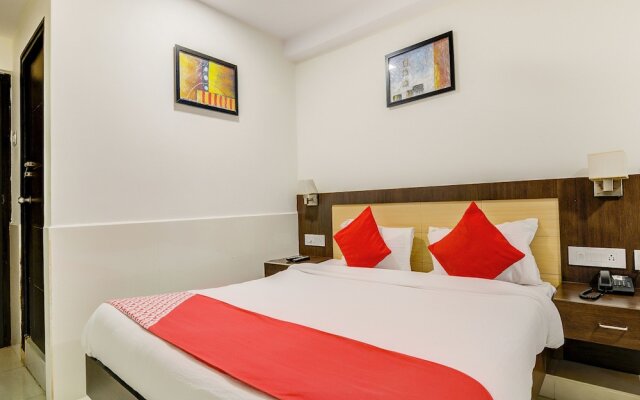 FabHotel Leela Grand Inn