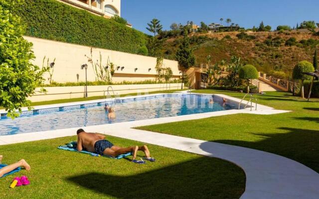 10-Fantastic Apartment in Elviria, Marbella!