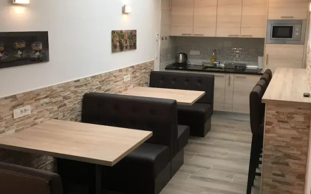 Sobe-Rooms Kvatric