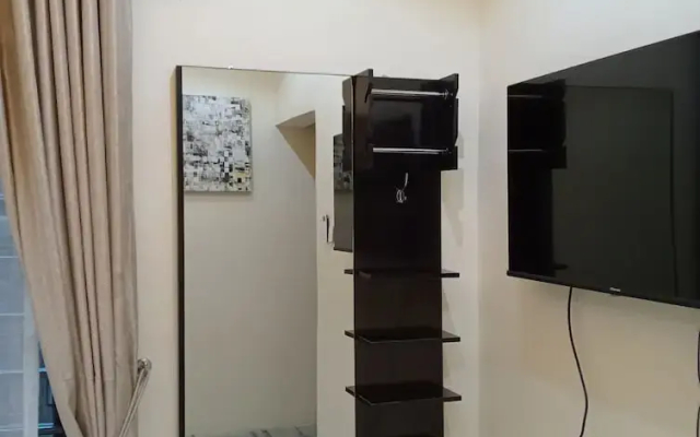 Pinefield Courts Apartmentl