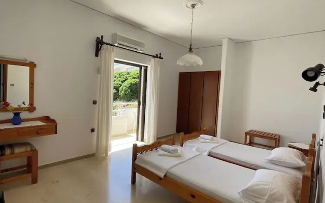 Aeolos Apartments