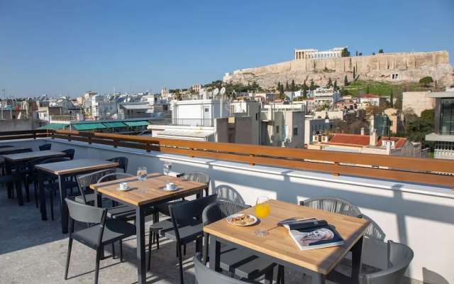 Acropolis Golden Suites by GHH