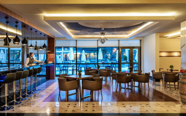 Kaya Izmir Thermal And Convention