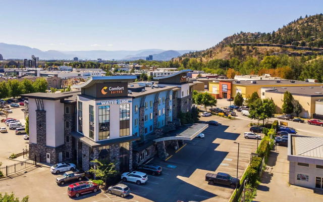 Comfort Suites Kelowna