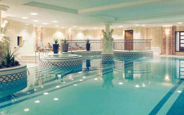 Mercure Dartford Brands Hatch Hotel  Spa