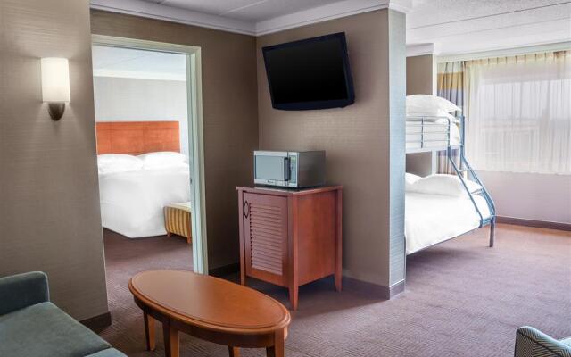 Sheraton Niagara Falls