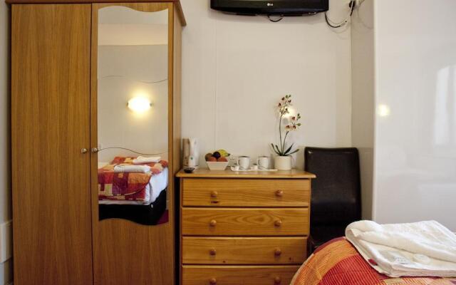 Lord Kensington Hotel