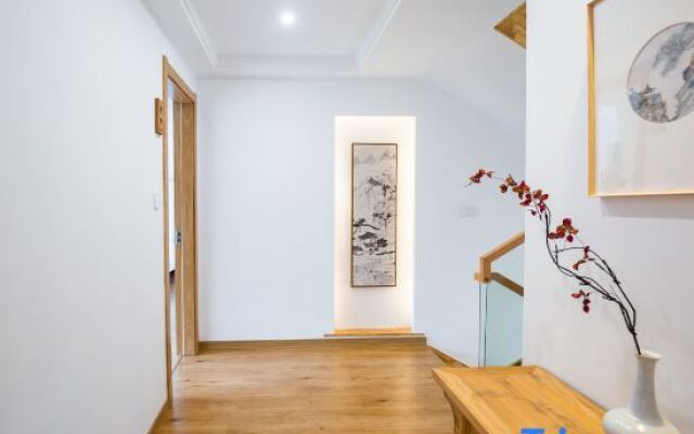 Zhujiari floating home