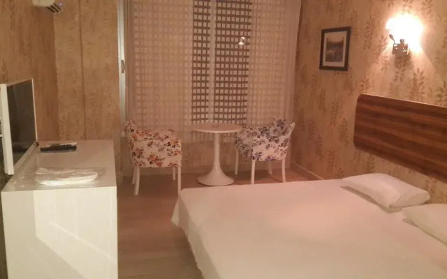 Mavi Park Otel