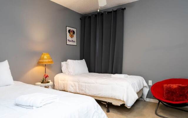 4697 Comfortable 7BD House