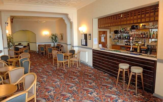 Bayshore Hotel