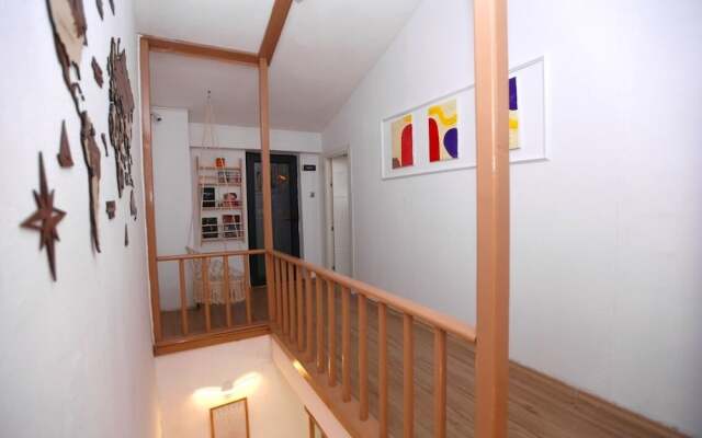 Aden Room
