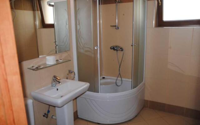 Hotel Elyon