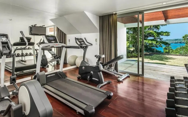 Laemsingh Villa 3a 4 Bedroom in Surin