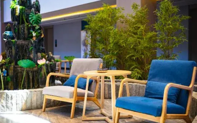Jinglan Holiday Hotel