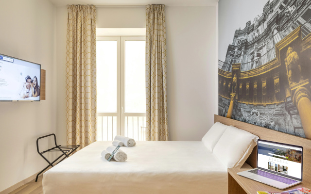 B&B Hotel Palermo Quattro Canti - Image 4