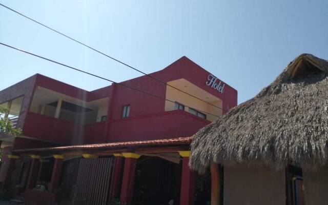 El Cihualteco Hotel Restaurante Bar