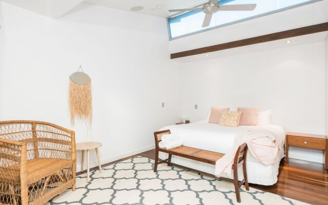 Your Luxury Escape - On The Bay