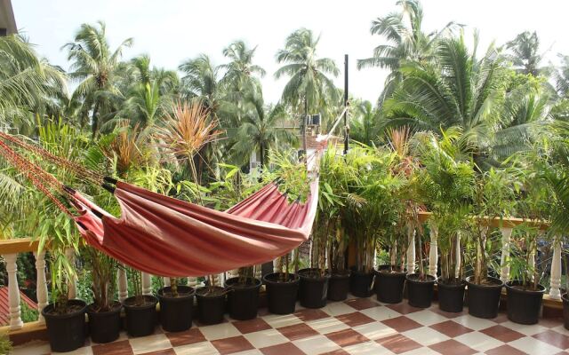 OYO 10403 Home Modern Studios Candolim