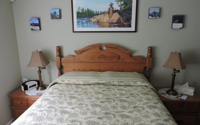 Tucked Inn the Harbour Bed & Breakfast