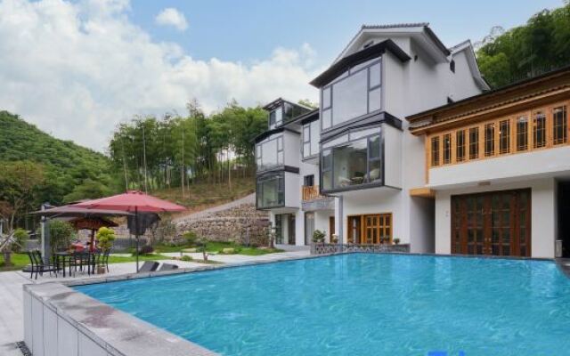 Wuyinzhu·YINZHU Huanshanye Luxury Beauty Su (Anji Yunshang Grassland Store)