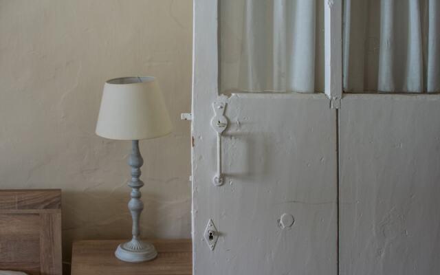 The Veranda of Gavrion - Premium Cycladic House