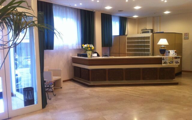 Masoanri's Palace Hotel