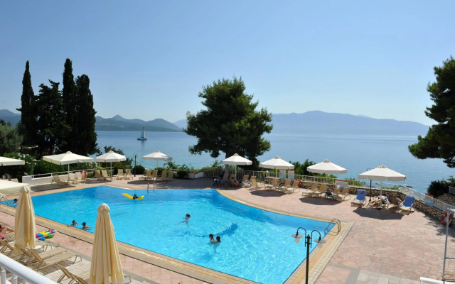 Porto Galini Seaside Resort & Spa