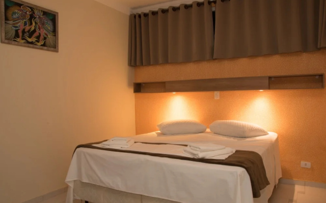 Br Hotel