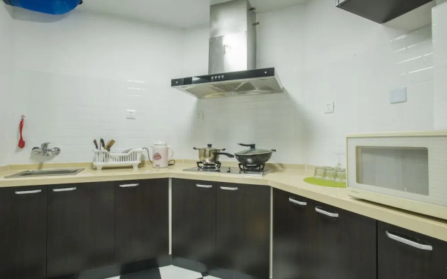GoNative Downtown Apartment Tianzifang