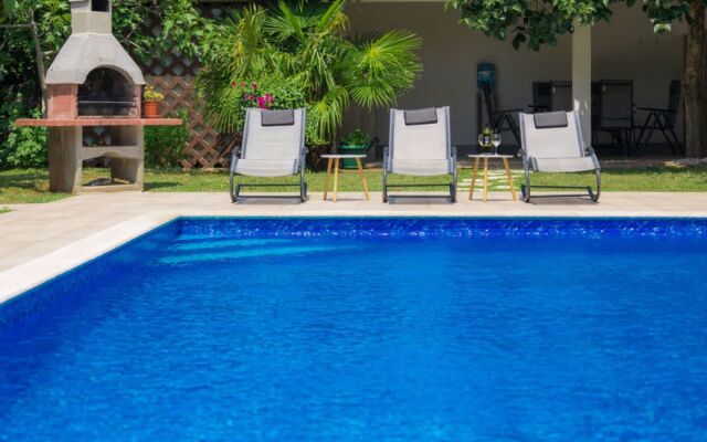 Holiday Home Villa Toni