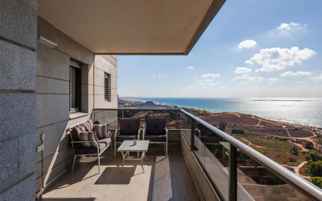 Oַ&O Group- Mini Penthouse 3BR Sea View Bat-Yam