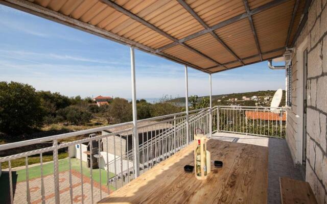 Villa Vinko - With Four Rooms - H