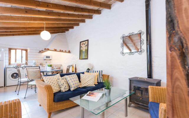 CAN CAPET - Villa with private pool in Andratx. Free WiFi