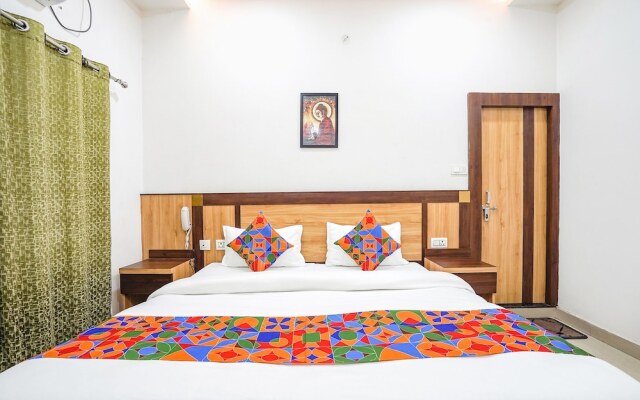 Fabexpress Vairagi Inn