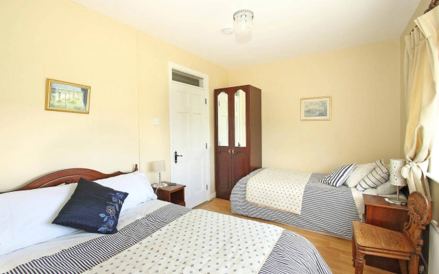Reades Farmhouse