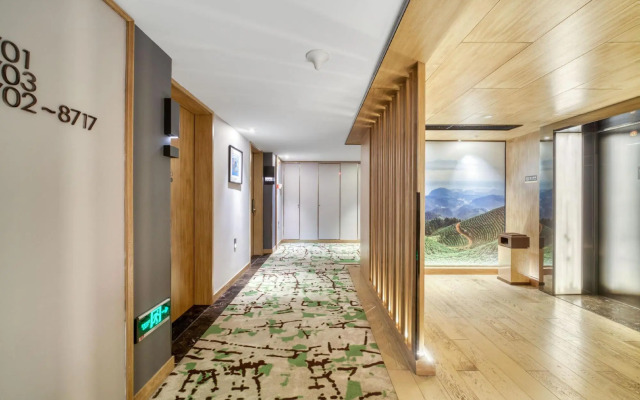 Atour Hotel Hangzhou Canal