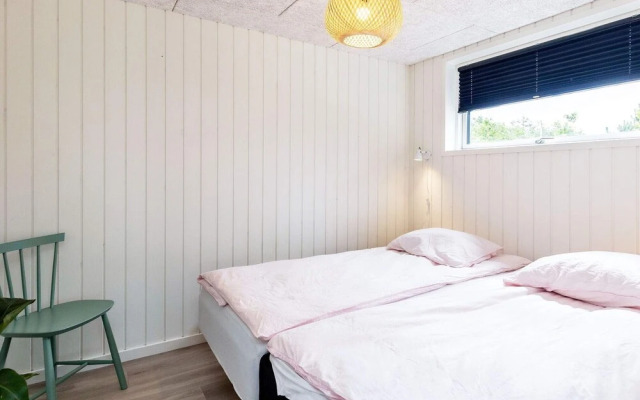 9 Person Holiday Home in Albaek