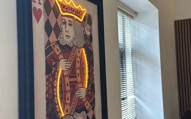 Ultra Central - Walk to it all - 4 Guests