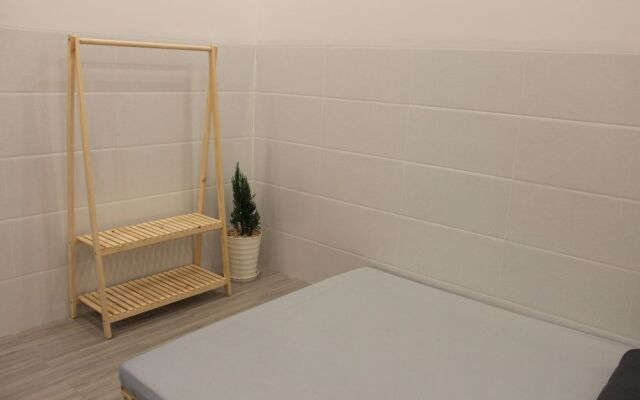 B Home - Hostel